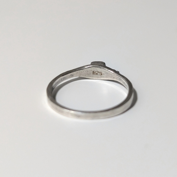 Sterling silver ring Minimalist dainty thin stacking band with a turquoise 925 - Picture 3 of 5